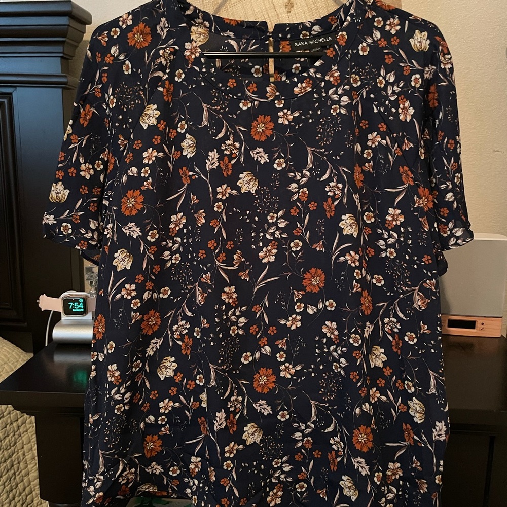 Women floral blouse